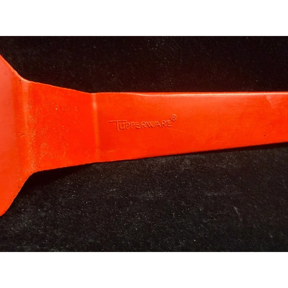 Tupperware Vintage Red Plastic Pie Cake Server Slicer Serrated Edge 1269